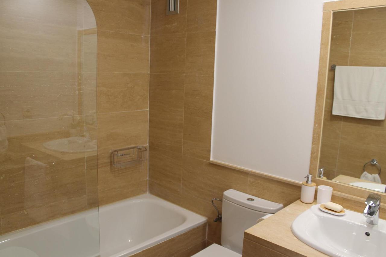 Paseo Maritimo Apartment Malaga Luaran gambar