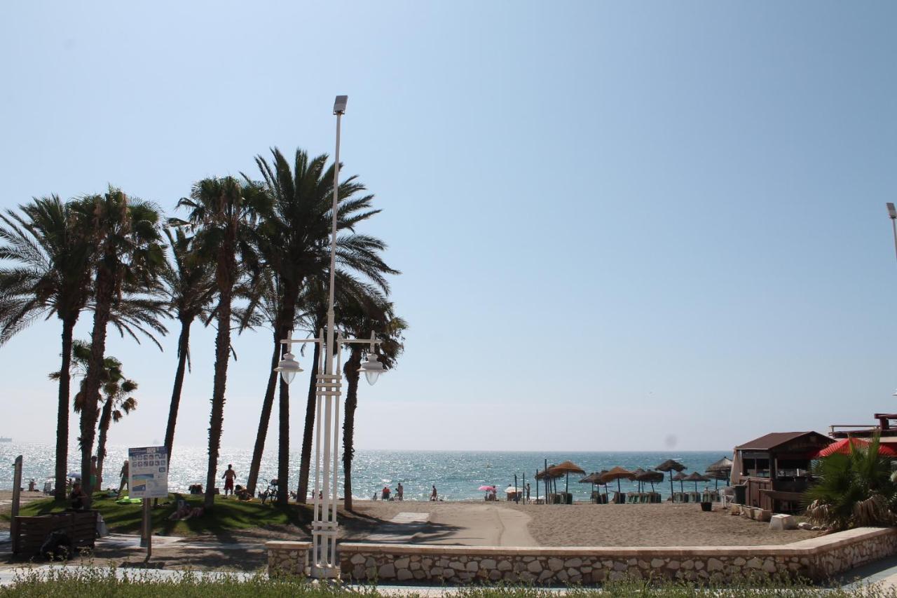 Paseo Maritimo Apartment Malaga Luaran gambar