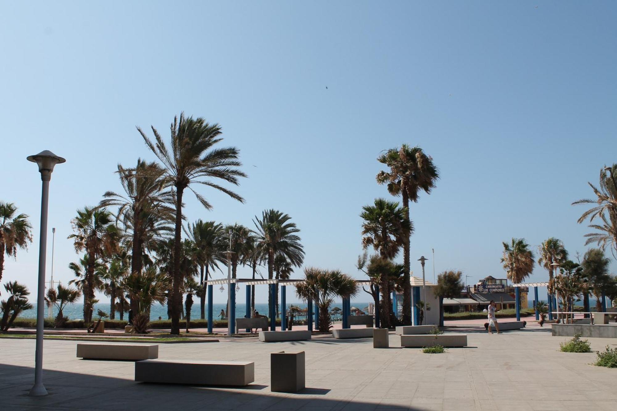 Paseo Maritimo Apartment Malaga Luaran gambar